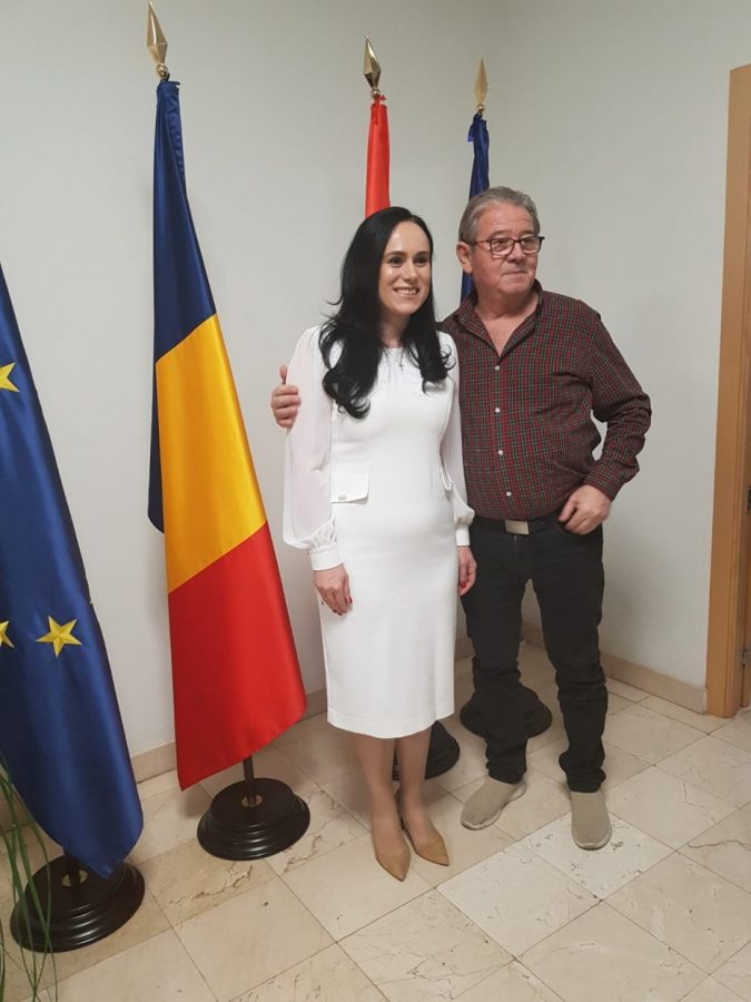 Participarea la sediul Ambasadei României din Madrid, la o sesiune de discuții cu ministrul român al muncii și solidarității sociale